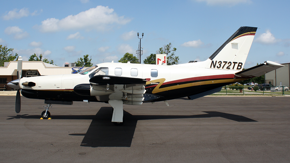 Full size: PRIVATE TBM-700 N372TB at Ann Arbor Municipal Airport